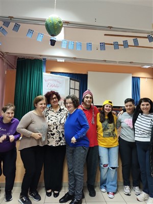 Παρακολούθηση θεατρικής παράστασης